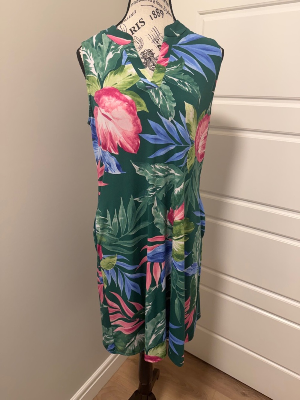 Tropical Print A-Line Dress size S/P Laura